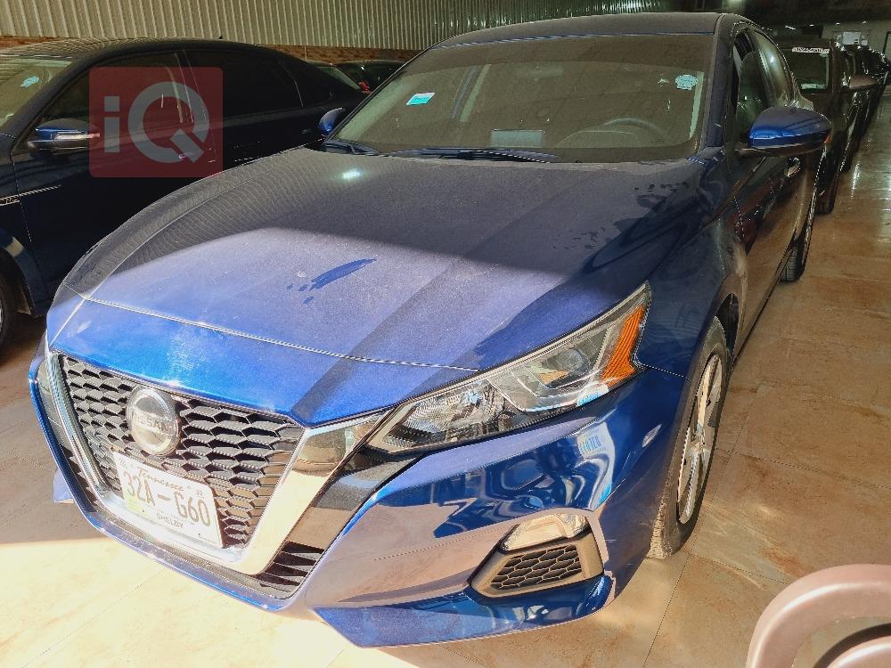 نيسان ألتيما